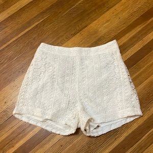 Hollister White Lace Shorts Size 0